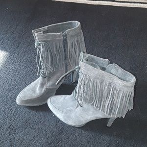 New IBIZA sued French boats